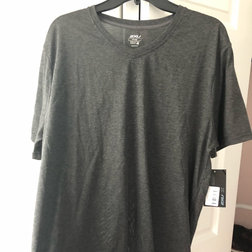 2xU short sleeve running shirt